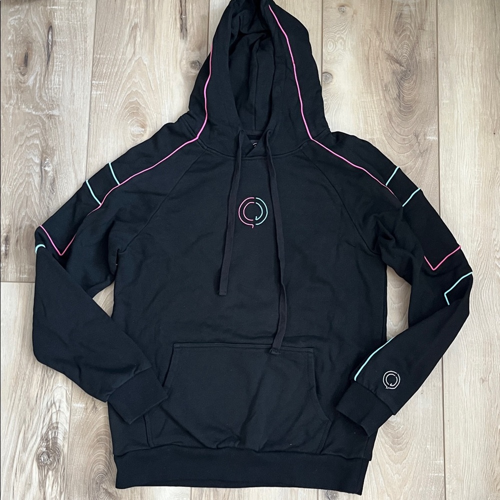 QuarterJade Light-Wave Hoodie Black Size Medium